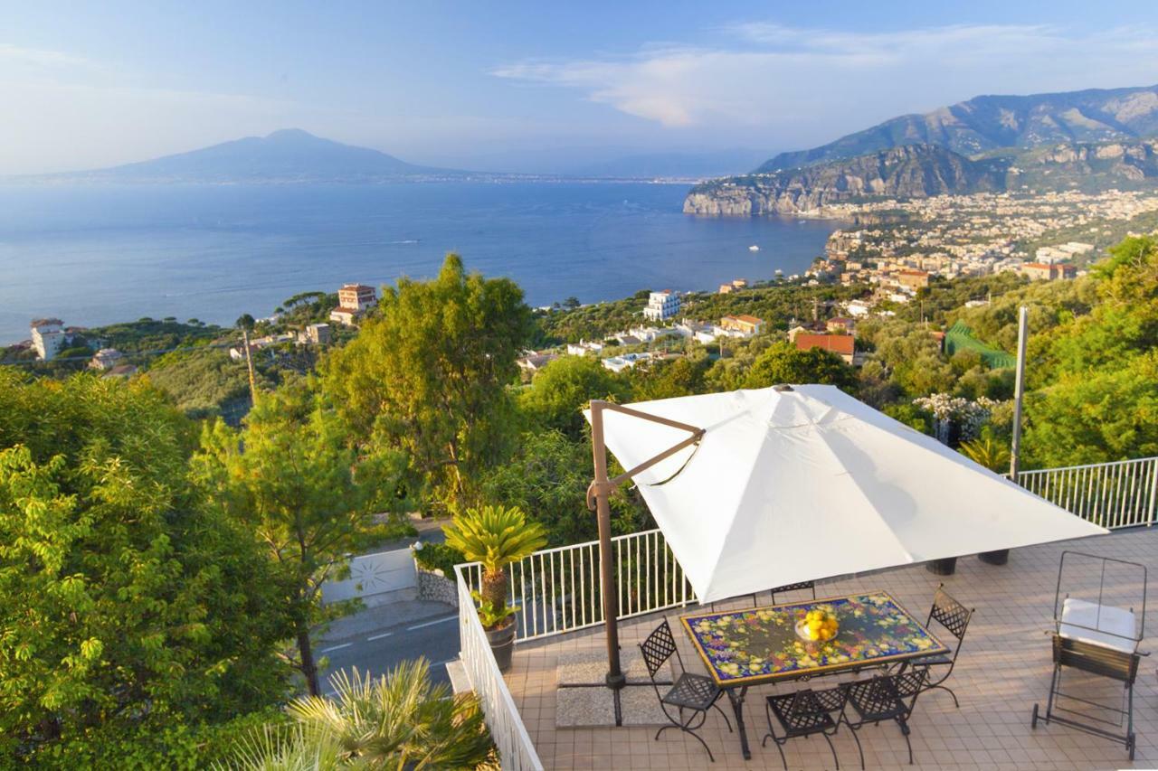 Amore Rentals - Casa Augusta A Sorrente Extérieur photo